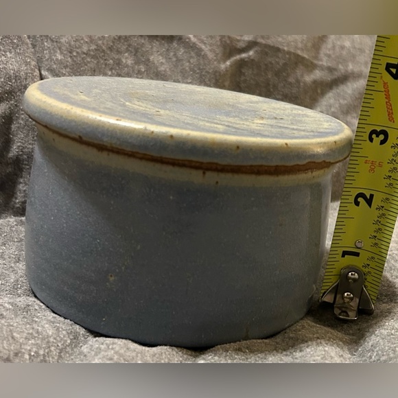 Fox Pass Pottery Vintage Butter Crock NWT Blue Hand thrown Stoneware, signed ‘87 - Picture 8 of 8